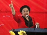 Jatuh-Bangun untuk Rakyat Berdaulat