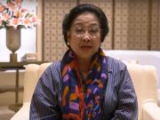 Ketua PDI Perjuangan Megawati Soekarnoputri Menyapa Warga Jakarta