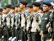 Kaki Kanan di Penjara Kiri di Kuburan