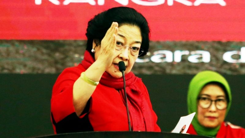 Megawati: Peringatan Hari Pahlawan Jangan Sekadar Simbol - Koran Sulindo