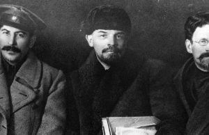 Stalin, Lenin dan Leon Trotsky