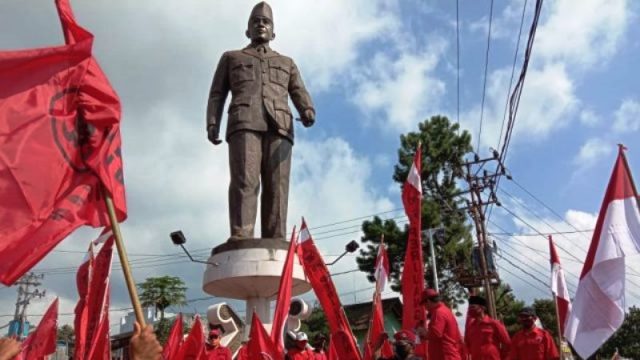 Aksi damai DPC PDI Perjuangan Kabupaten Lampung