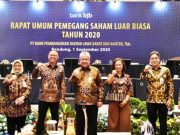 Direktur Komersial dan Usaha Mikro Kecil Menengah bank bjb Nancy Adistyasari (ketiga dari kanan)/Dokumentasi bank bjb