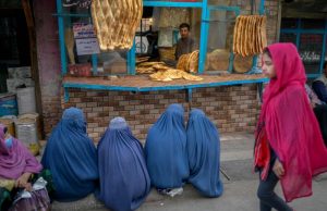 Anak Perempuan Afghanistan - AFP