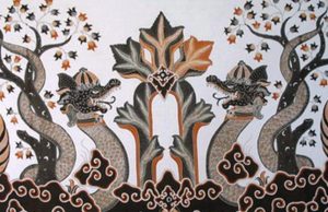 Batik Cirebon Motif Naga Silam - infobatik.id