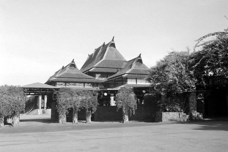 Phoa Keng Hek Dan Institut Teknologi Bandung Koran Sulindo