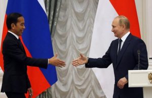 Pertemuan antara Presiden RI Joko Widodo dengan Presiden Rusia Vladimir Putin (30/6) - Istimewa