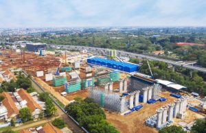 Proses pengerjaan box girder di stasiun kereta cepat Halim, Jakarta. kcic.co.id