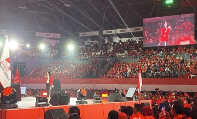 Wakil Ketua Dewan Pembina Partai Solidaritas Indonesia (PSI) Grace Natalie dalam Kopi Darat Nasional (Kopdarnas) PSI di Tennis Indoor Senayan, Jakarta, Selasa (22/8/2023). Foto: ANTARA/Fath Putra Mulya)