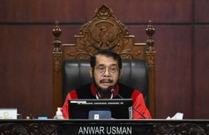 Ketua MK Anwar Usman saat memimpin jalannya sidang di Gedung MK, Jakarta. (Foto: Istimewa)