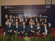 Mahasiswa Universitas Dian Nusantara Jakarta Menggelar Acara Table Manner dengan Mengusung Tema “GLAM DINNER ETIQUETTE”