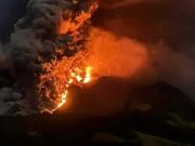 Erupsi eksplosif yang terjadi pukul 00.38 Wita pada Gunung Ruang di Kabupaten Sitaro, Sulawesi Utara, Rabu (17/4/2024) - PVMBG