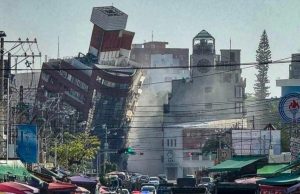 Bangunan runtuh akibat gempa dashyat yang mengguncang Taiwan (03/04/2024) - Facebook