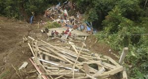 Korban meninggal bencana tanah longsor di Tana Toraja bertambah menjadi 20 orang - Detik