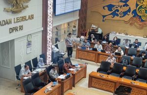 Rapat pleno Badan Legislasi DPR terkait revisi Undang-Undang Kementerian Negara di Gedung Parlemen, Senayan - Jakarta, Kamis (16/5/2024).