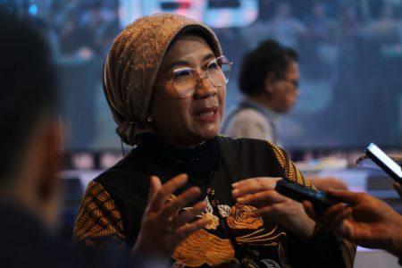 Evvy Kartini saat di temui awak media pada jumpa pers di Parle Restoran Jakarta