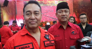 Andika Perkasa saat ditemui wartawan di kantor DPP PDIP. (Foto: Sulindo/Iqyanut Taufik)