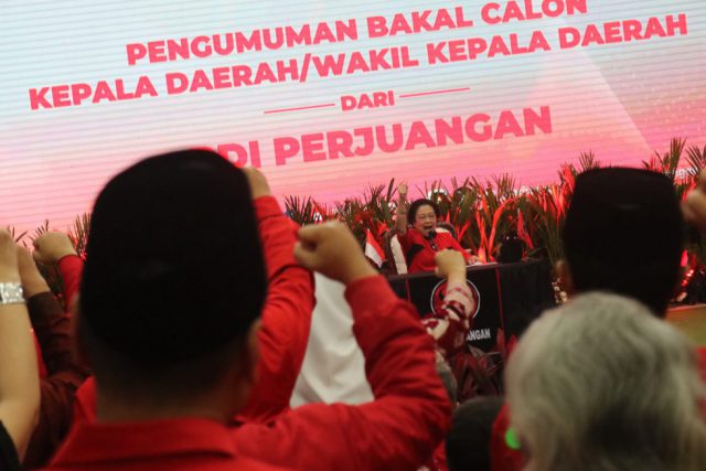 Megawati Soekarnoputri saat berpidato diacara Pengumuman bakal calon kepala daerah dari PDIP di kantor DPP PDIP di Menteng, Jakarta Pusat. (Foto: Sulindo/Iqyanut Taufik)