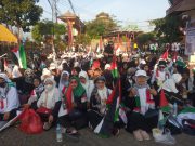 Koalisi Masyarakat Pasuruan saat Menggelar Aksi di Masjid Cheng Hoo Pandaan. (Foto: Sulindo/Wien)