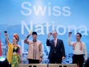 Menparekraf Sandiaga Uno (kedua dari kiri) menghadiri sekaligus menjadi wakil resmi Pemerintah Indonesia dalam Swiss National Day di Ayana Midplaza, Jakarta, Kamis (1/8/2024). (Dok Kemenparekraf)