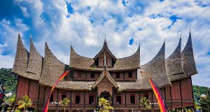 Istano Baso Pagaruyung (Foto: Wikipedia)