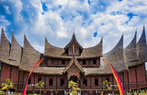 Istano Baso Pagaruyung (Foto: Wikipedia)