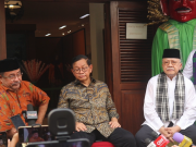 Pramono Anung dan Rano Karno saat bersilaturahmi ke Mantan Gubernur DKI, Fauzi Bowo atau akrab dipanggil Foke, di Museum MH Thamrin Jakarta Pusat. (Foto: Sulindo/Iqyanut Taufik)