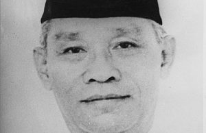 Menteri Kesehatan Pertama RI, Boentaran Martoatmodjo. (1896 - 1979)