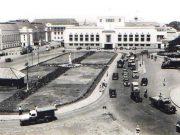 Taman station BEOS di Jakarta Kota circa 1950 (sumber : ANRI)