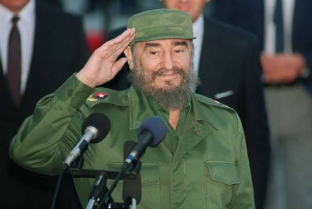 Dikenal sebagai ikon revolusioner, Fidel Castro memerintah Kuba selama 49 tahun. Meski menerapkan komunisme di negaranya, dia telah bertemu dengan pemimpin umat Katolik sebanyak tiga kali. (Sumber: Good Morning America)