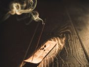 Ilustrasi Aroma Terapi. (foto: Petr Sidorov/Unsplash)