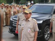 Pramono Anung saat mengikuti Apel bersama jajarannya di Kawasan Monas, (20/02/2025). (Foto: Sulindo/Iqyanut Taufik )