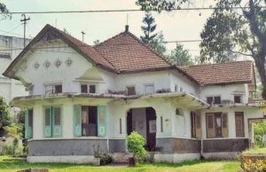 Rumah peninggalan Kolonial Belanda. (sumber: facebook/Bangunan Jaman Belanda)