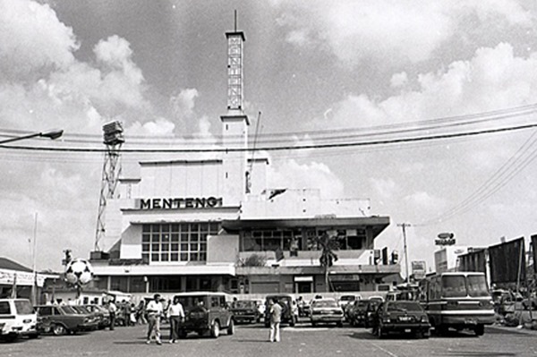 Bioskop pertama di Indonesia berdiri pada Desember 1900 di Jalan Tanah Abang I, Jakarta Pusat. (Foto: Wikipedia)