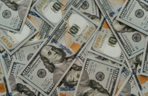 Reaksi negatif terhadap kebijakan tarif Trump berdatangan dari negara-negara di dunia, termasuk Indonesia. (Sumber: Pexels)