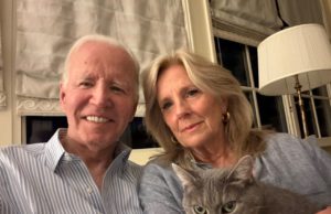 Joe Biden dan istrinya, Jill, dalam unggahan terbaru di X. (Sumber: @JoeBiden)