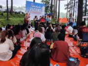 Perayaan Kenaikan Yesus Kristus Lintas Denominasi Dikemas Dalam Ibadah Padang Bersama di Wisata Alam Trawas, Mojokerto Keterangan foto : ibadah padang memperingati Kenaikan Yesus Kristus di Wisata Alas Veenuz Trawas, Prigen