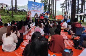 Keterangan foto : ibadah padang memperingati Kenaikan Yesus Kristus di Wisata Alas Veenuz Trawas, Prigen