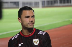 Penjaga gawang Timnas Indonesia, Emil Audero saat sesi latihan perdana di Jakarta. (Foto: Sulindo/Iqyanut Taufik)