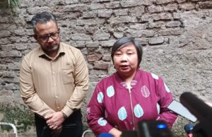 Ketua Komnas HAM, Anis Hidayah (kanan) saat ditemui di Jakarta. (Foto: Sulindo/Iqyanut Taufik)