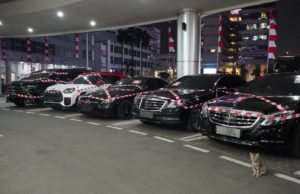 Tampak lima mobil yang disita Kejagung, diduga kuat milik Riza Chalid. (DOK. Kejagung)