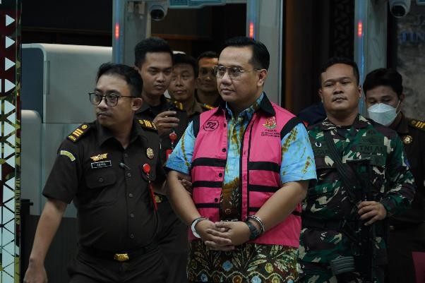 Kejagung Tetapkan Eks Anggota Ombudsman Yeka Hendra menjadi Tersangka Perintangan Kasus CPO