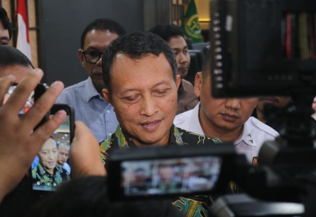 Plt. Jampidsus Tegaskan Febrie Adriansyah Belum Ditahan, Kejaksaan Kaji Surat Pengunduran Diri