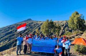 Tingkatkan Keselamatan Wisatawan, Kemnaker Perkuat Kompetensi Pemandu Wisata Gunung di NTB