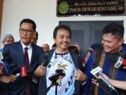 Gugatan Ganti Rugi Roy Suryo Tidak Diterima Hakim PN Jaksel, Refly Harun: Bukan Ditolak!