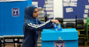 Partai Arab Menguat