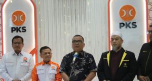 Bahas Usulan Pemakzulan Gibran, Denny Indrayana Gelar Audiensi dengan DPP PKS