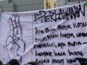 Makna Three Finger Salute dan 5 Tuntutan Komite SADAR dalam Demo Mahasiswa