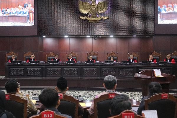 Para Hakim Mahkamah Konstitusi. (Foto: Suluh Indonesia/Iqyanut Taufik)