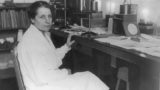 Lise Meitner (Medium)